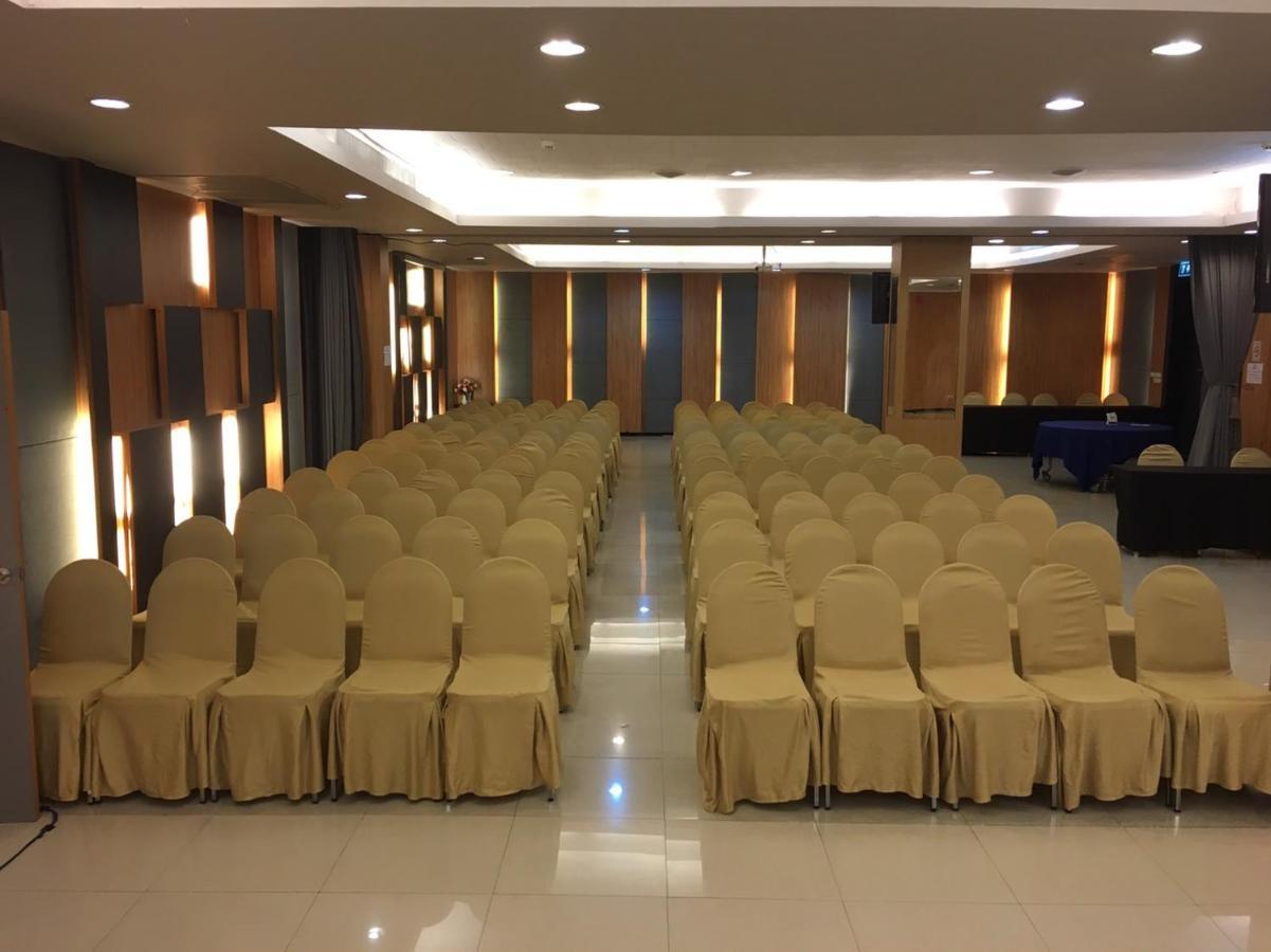 Mantra Varee Hotel Khon Kaen Exterior photo