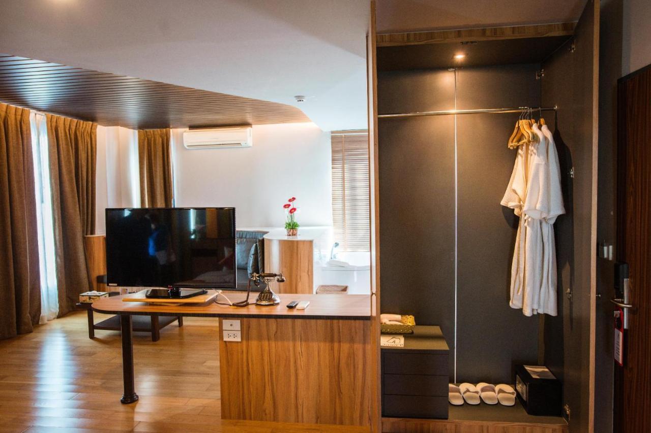 Mantra Varee Hotel Khon Kaen Exterior photo